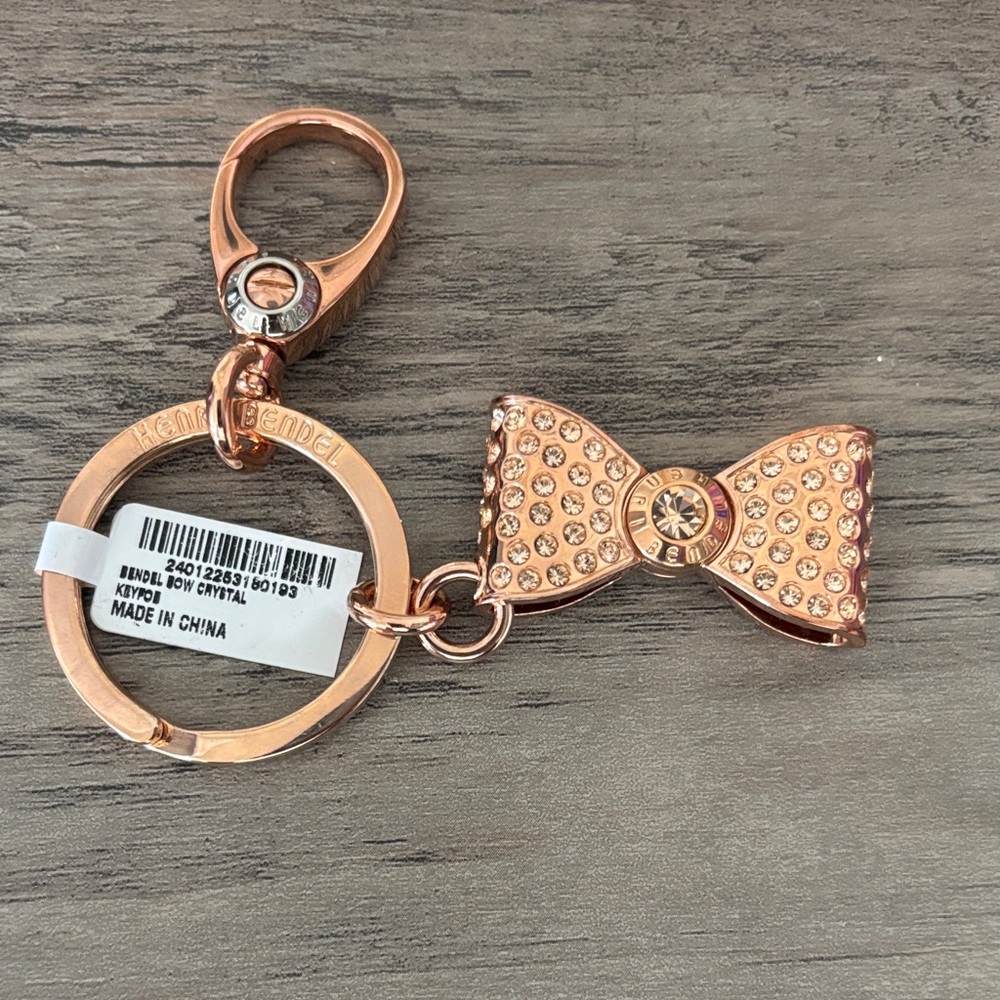 Henri Bendel Crystal Bow Key Holder NWT